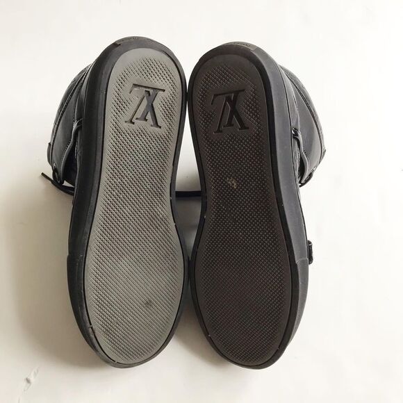 Louis Vuitton Black Patent Calfskin Embossed Monogram Tower Sneakers EUC 7(8 US) - Picture 10 of 10